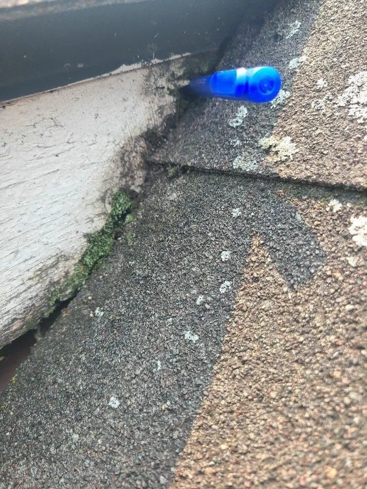 Slide of Diversified Roofing