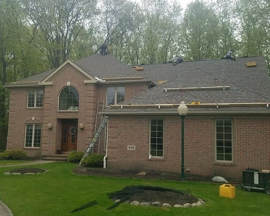 Slide of Diversified Roofing