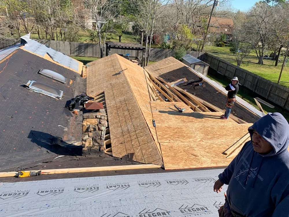 Slide of Divin Roofing and Remodeling
