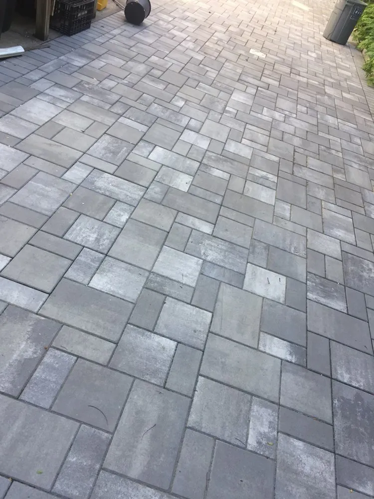 Slide of Divine Contracting