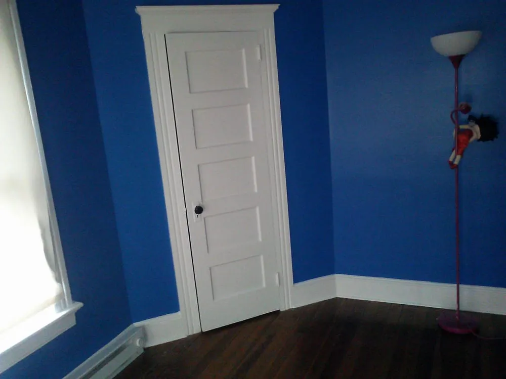 Slide of Divine Roofing & Construction