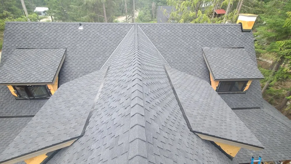 Slide of Divine Roofing & Exterior