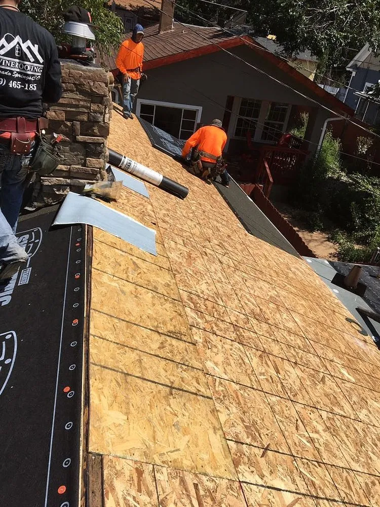 Slide of Divine Roofing