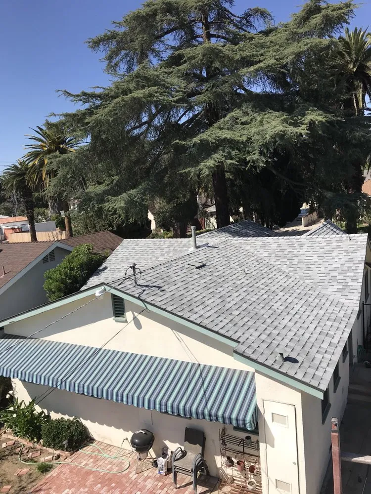 Slide of Divine Roofing Services