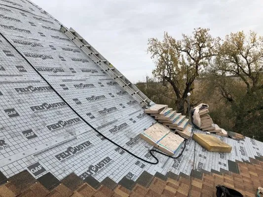 Division 7 - Building Resource Group Logo