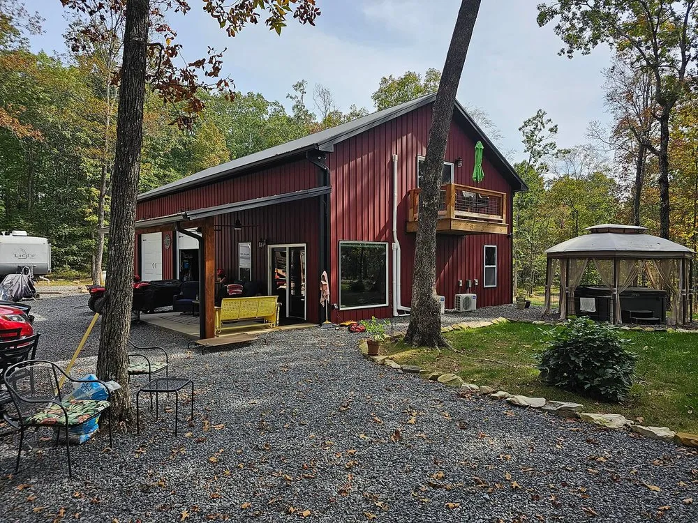 Slide of Dixieland Barns