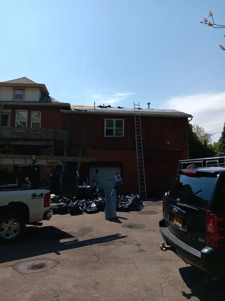 Slide of D&J Home improvement