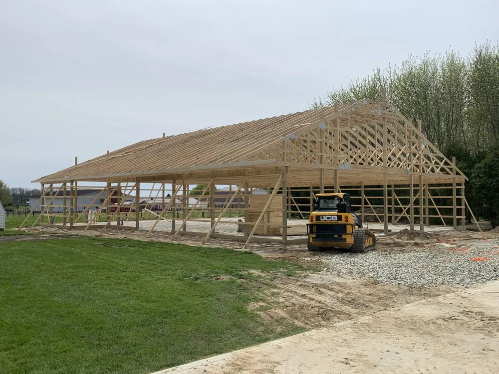 Slide of D&J Roofing & Construction