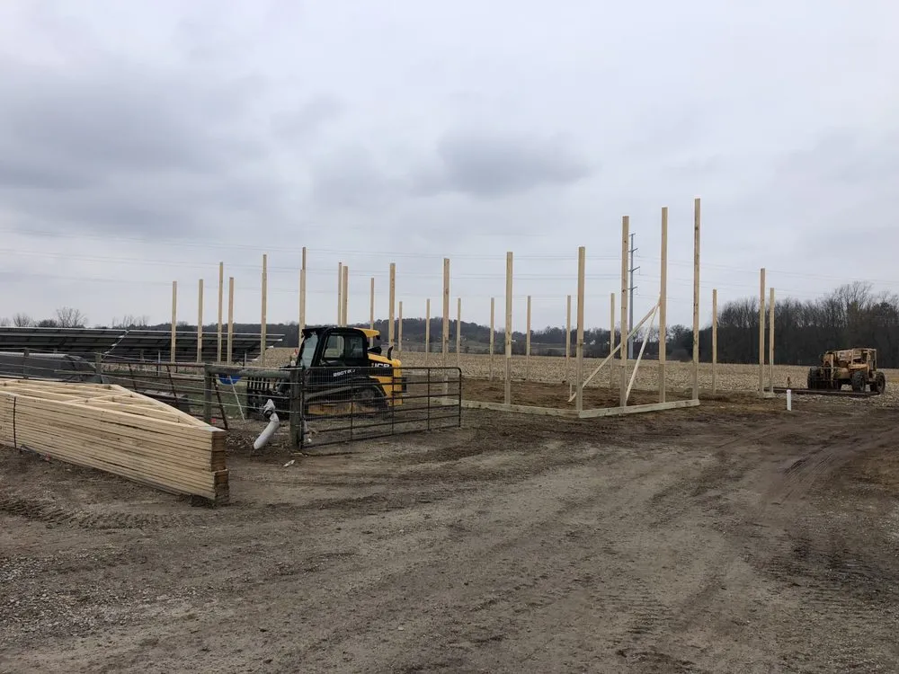 Slide of D&J Roofing & Construction