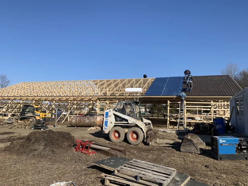 Slide of D&J Roofing & Construction