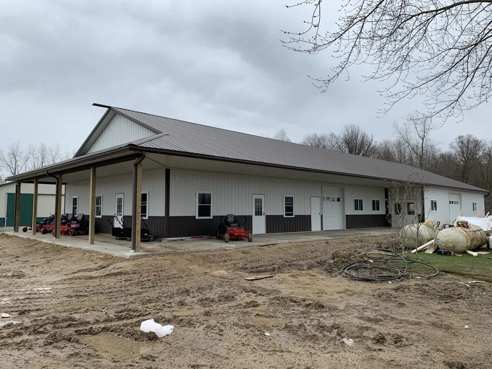 Slide of D&J Roofing & Construction