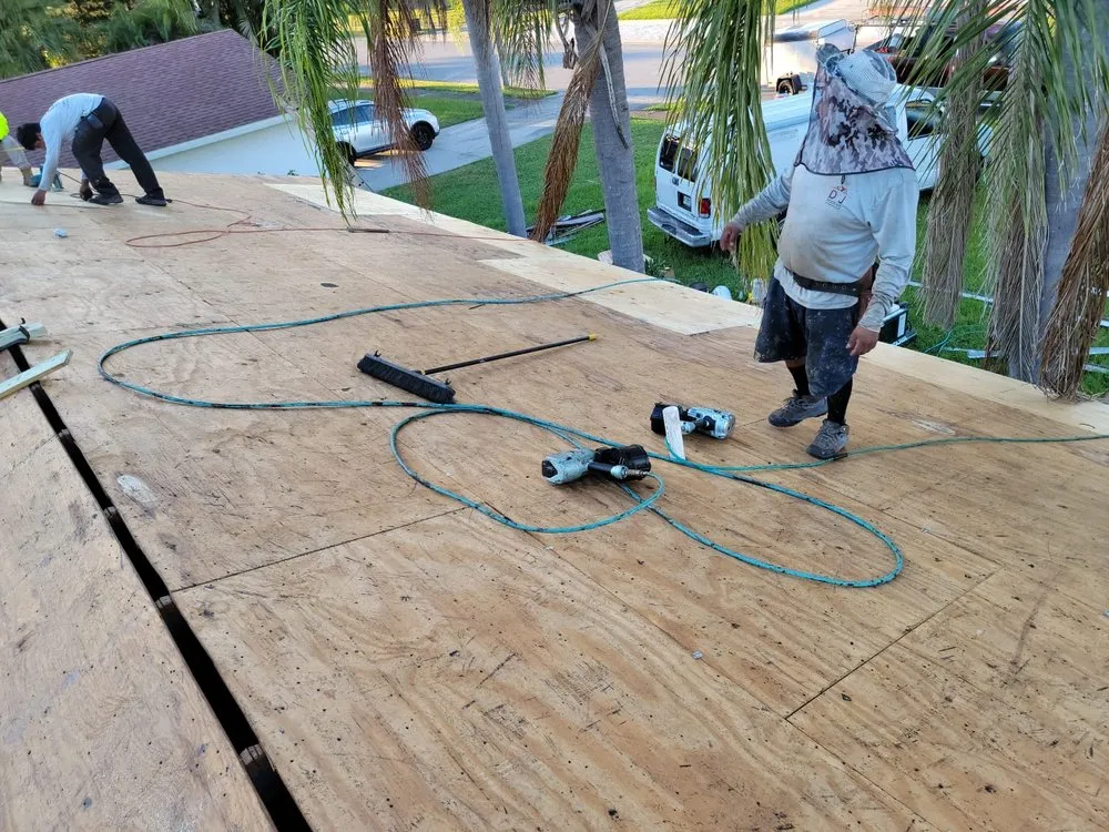 Slide of D&J Roofing and Construction