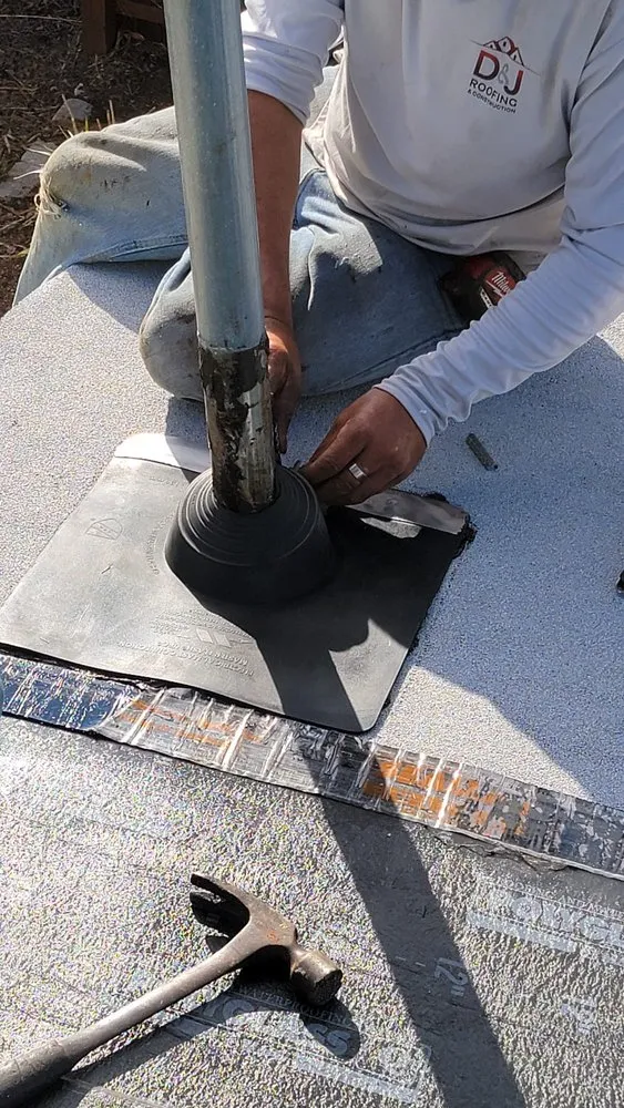 Slide of D&J Roofing and Construction