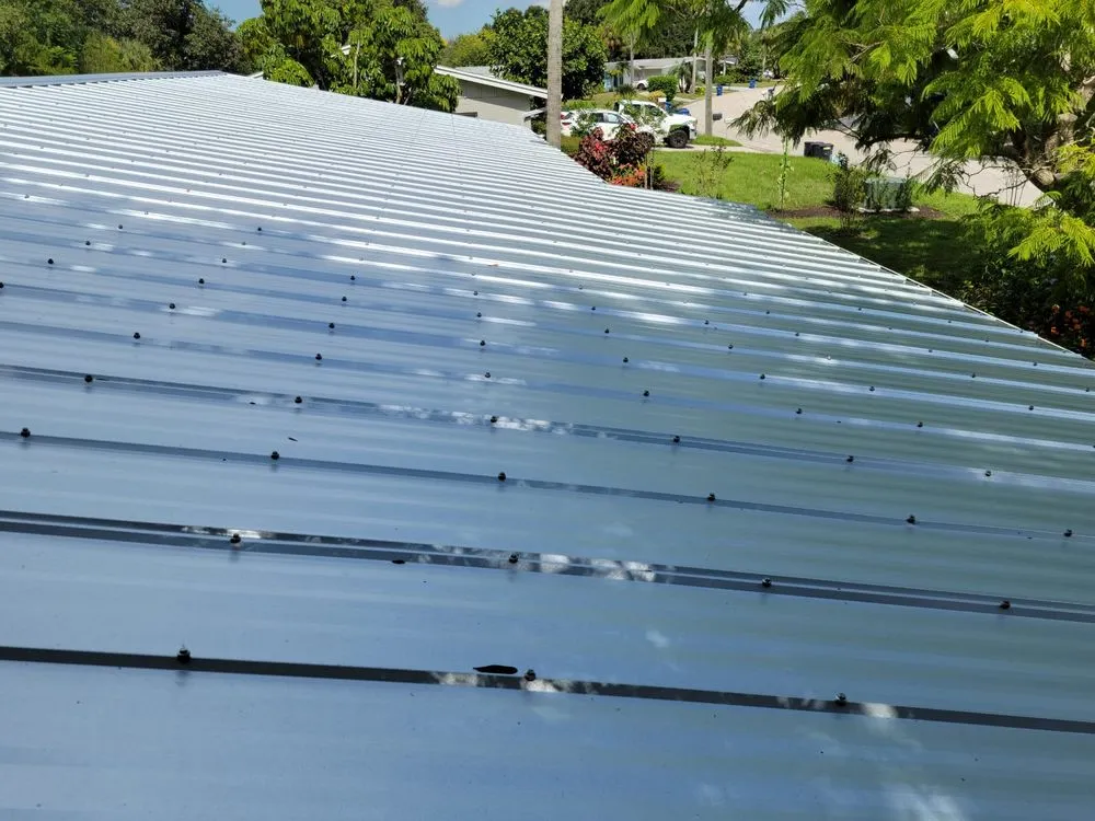 Slide of D&J Roofing and Construction