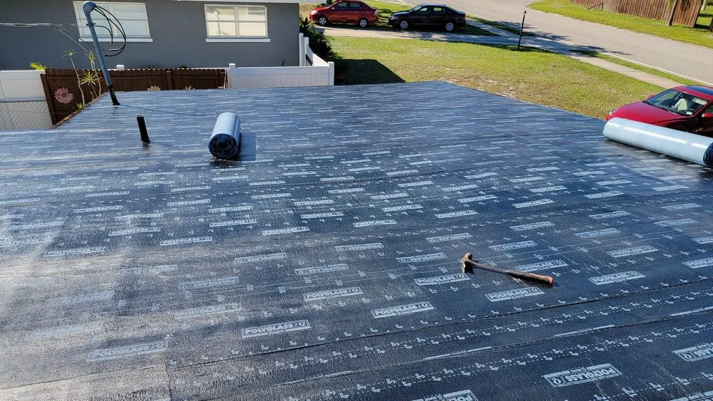 Slide of D&J Roofing and Construction