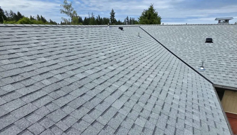 Slide of D&J Roofing