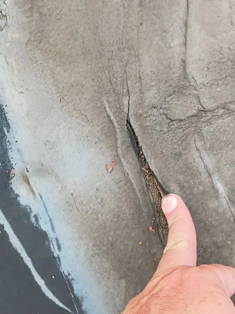 Slide of djamb roofing services