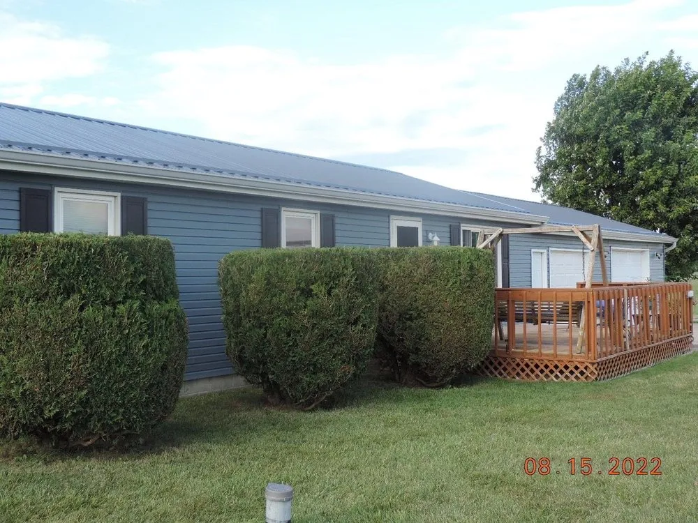 Slide of DJ&R Roofing Contractors