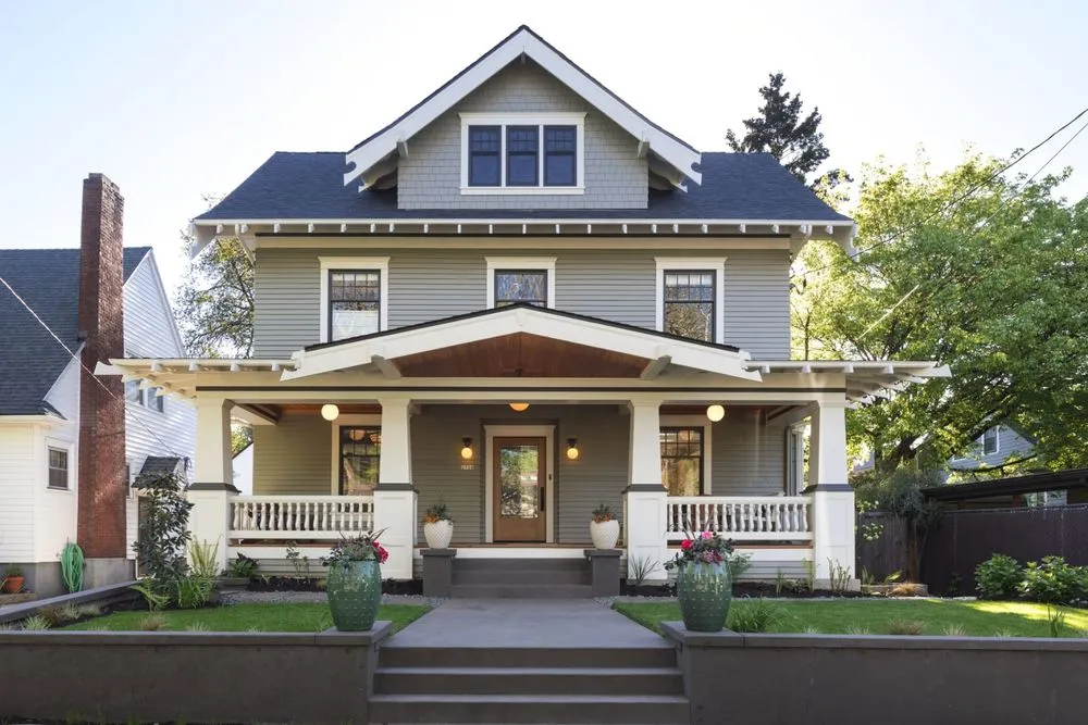 Slide of dK Exteriors