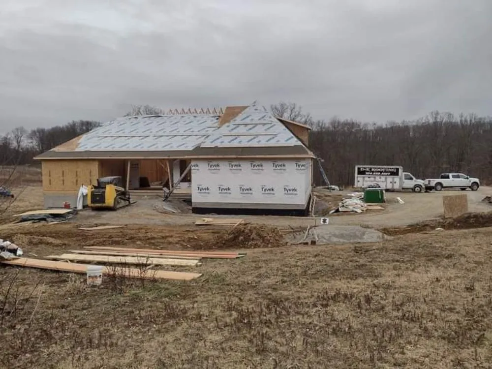 Slide of D&K Roofing