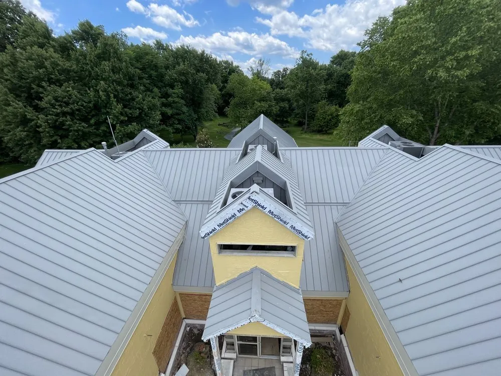 Slide of DL Contracting