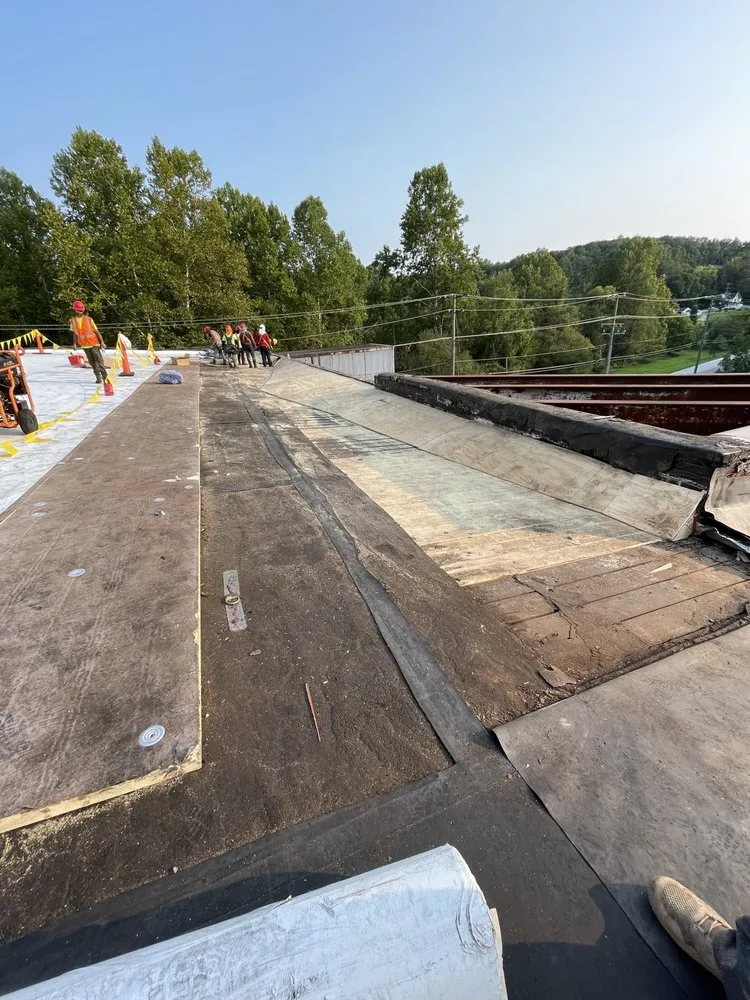 Slide of DL Contracting