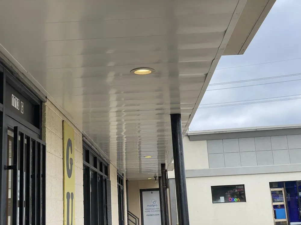 Slide of DL Contracting