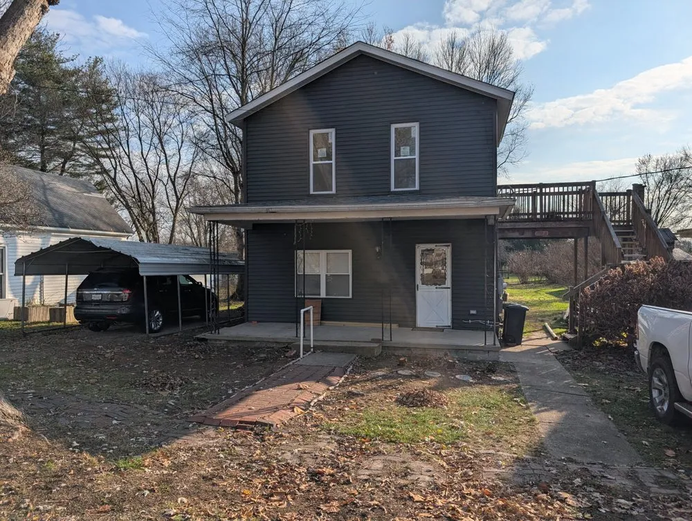 Top-rated roof repair in New Marshfield, OH by Dloew Roofing & Siding