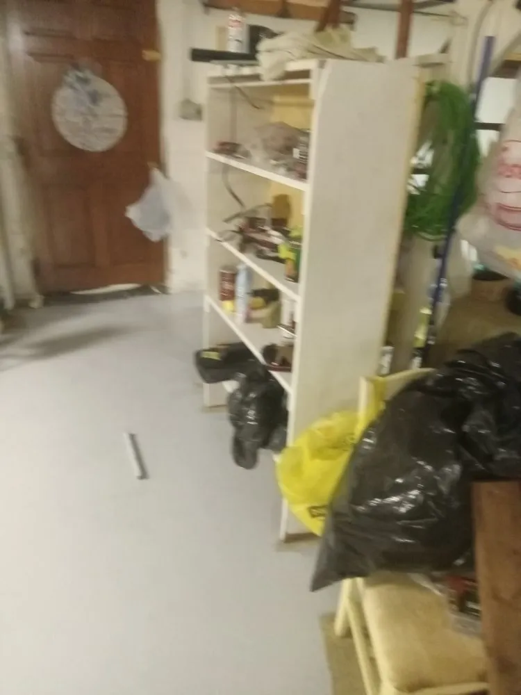 Slide of Dlo's Home Improvement