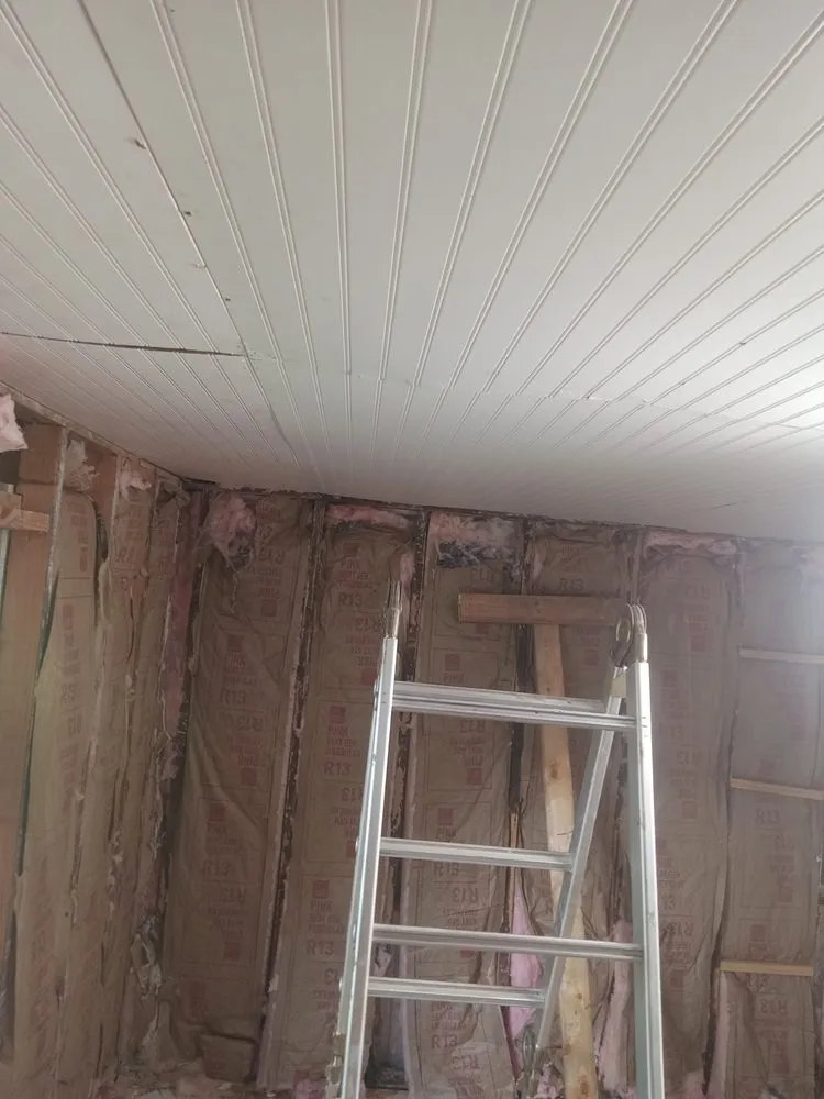 Slide of Dlo's Home Improvement