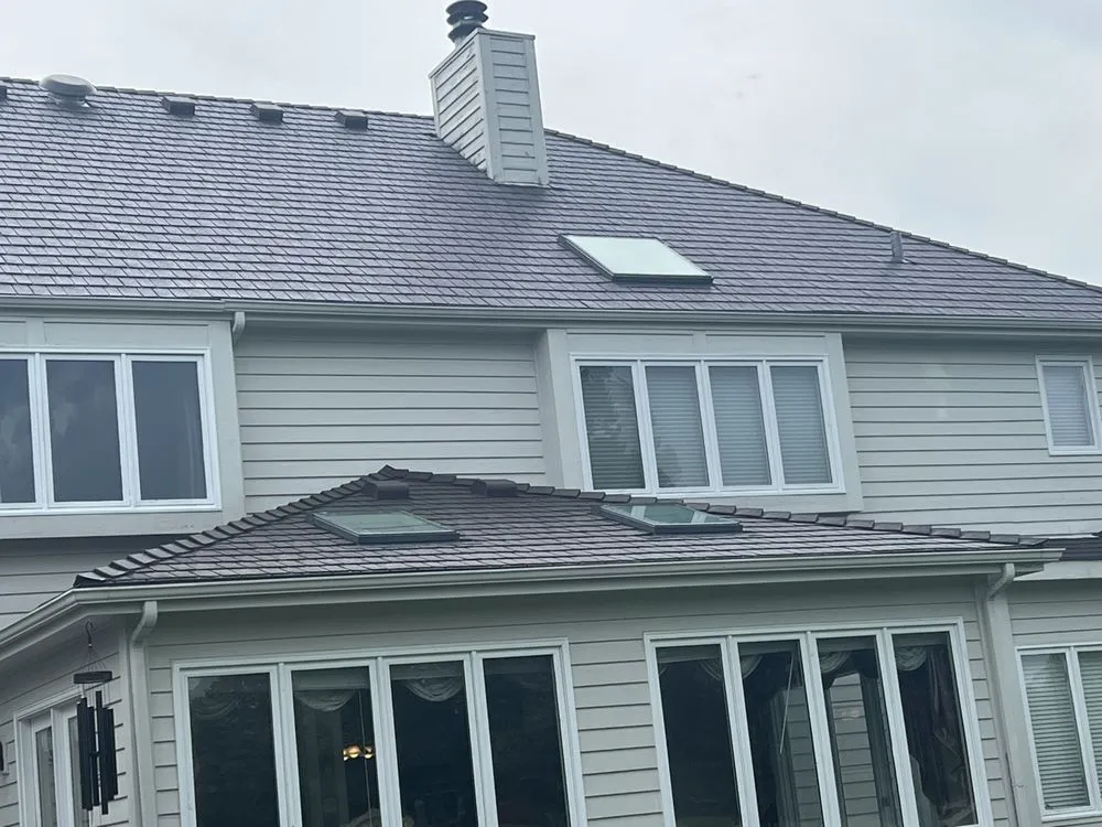 Slide of D&M Home Improvements