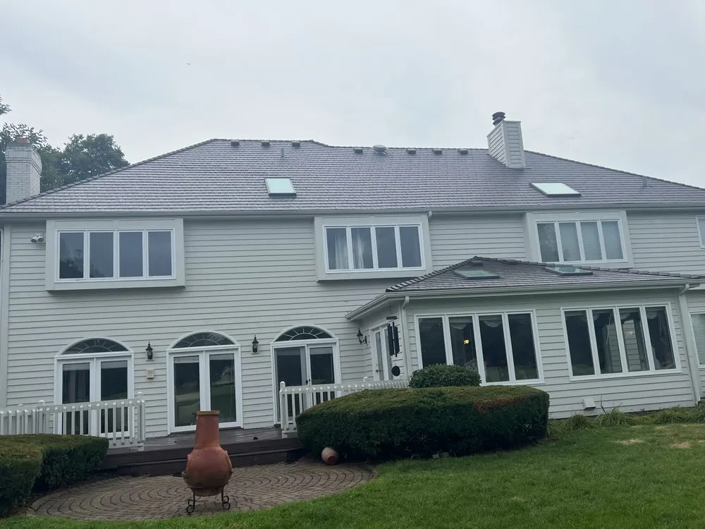 Slide of D&M Home Improvements