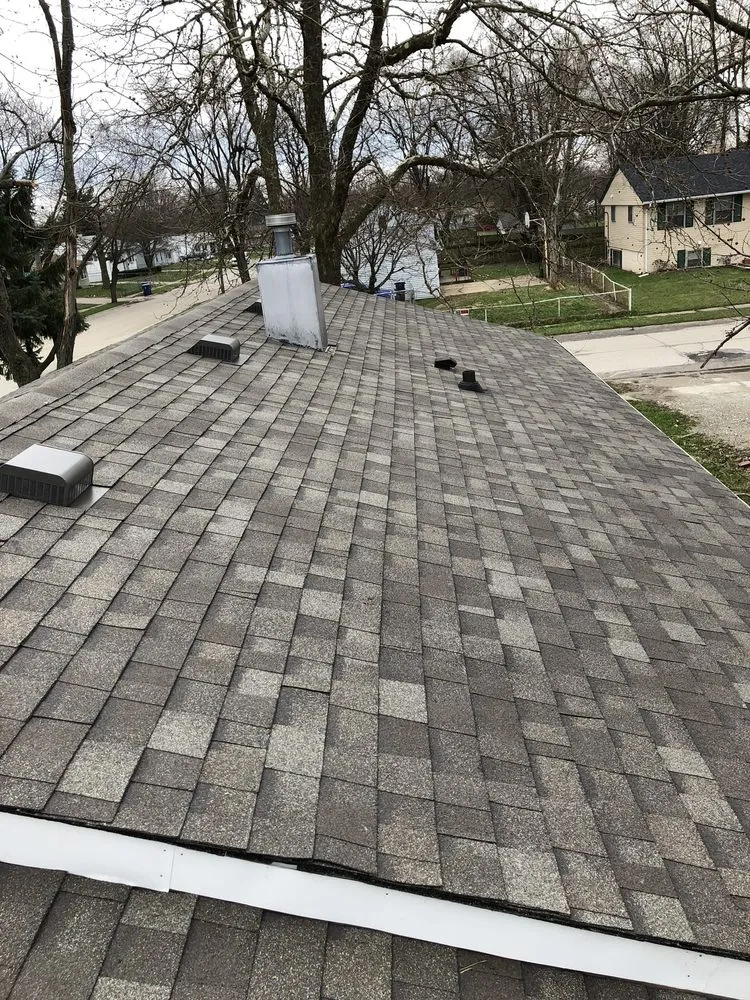 Slide of D&M Roofing & Restoration