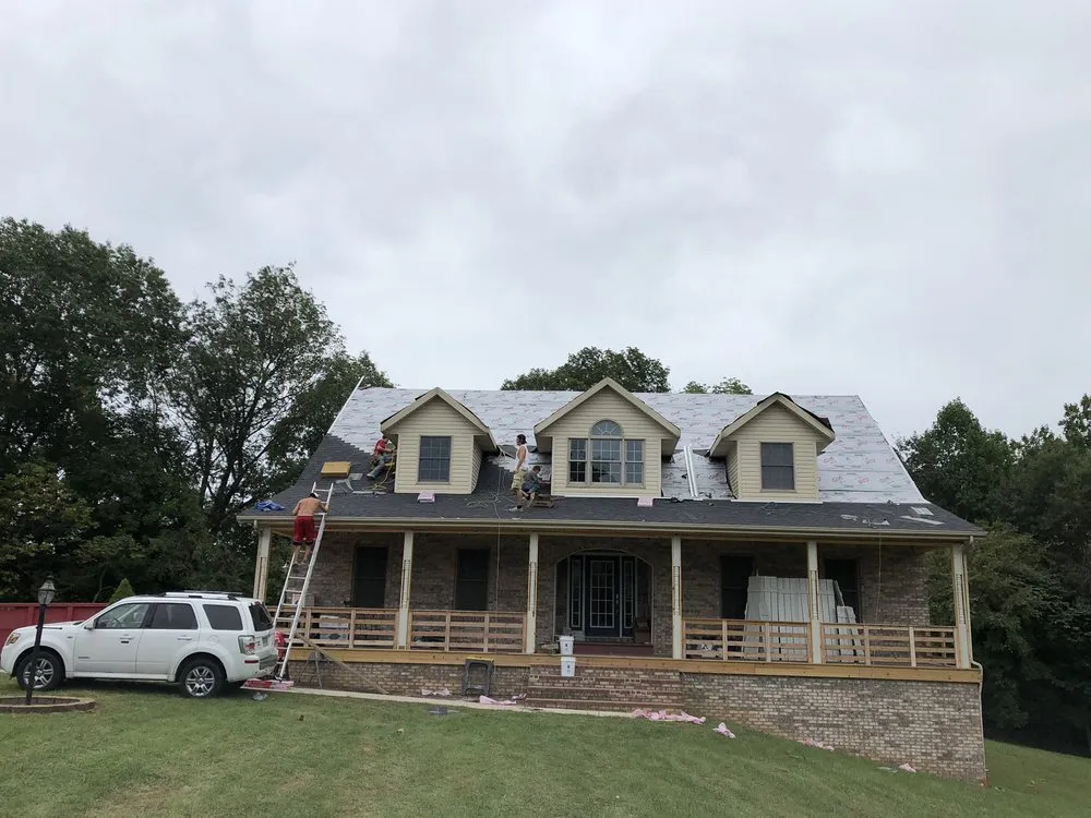Slide of D&M Roofing & Restoration
