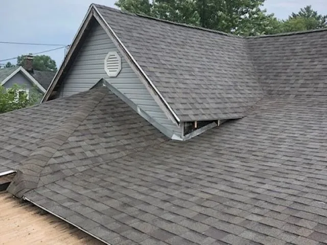 Slide of D&M Roofing & Restoration