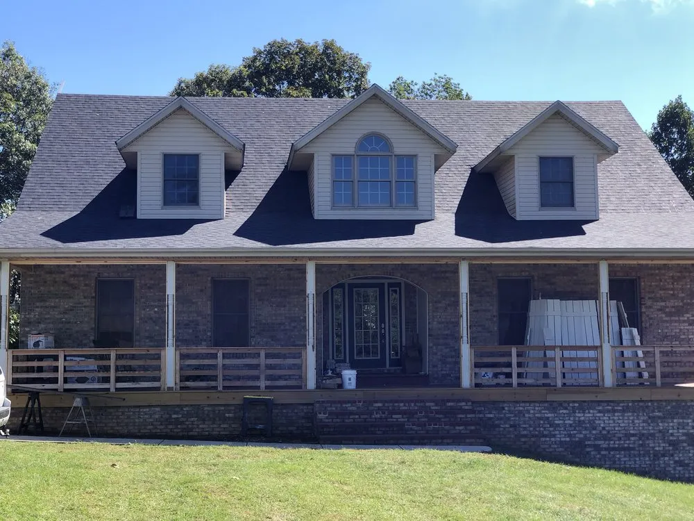 Slide of D&M Roofing & Restoration