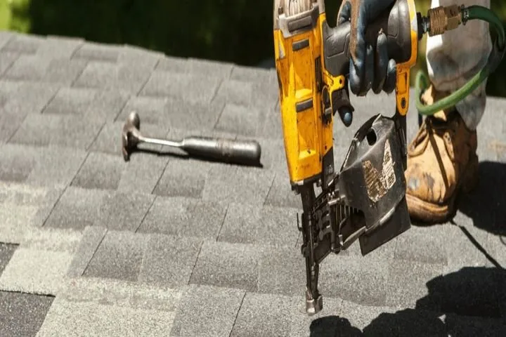 Slide of D&M Roofing & Restoration