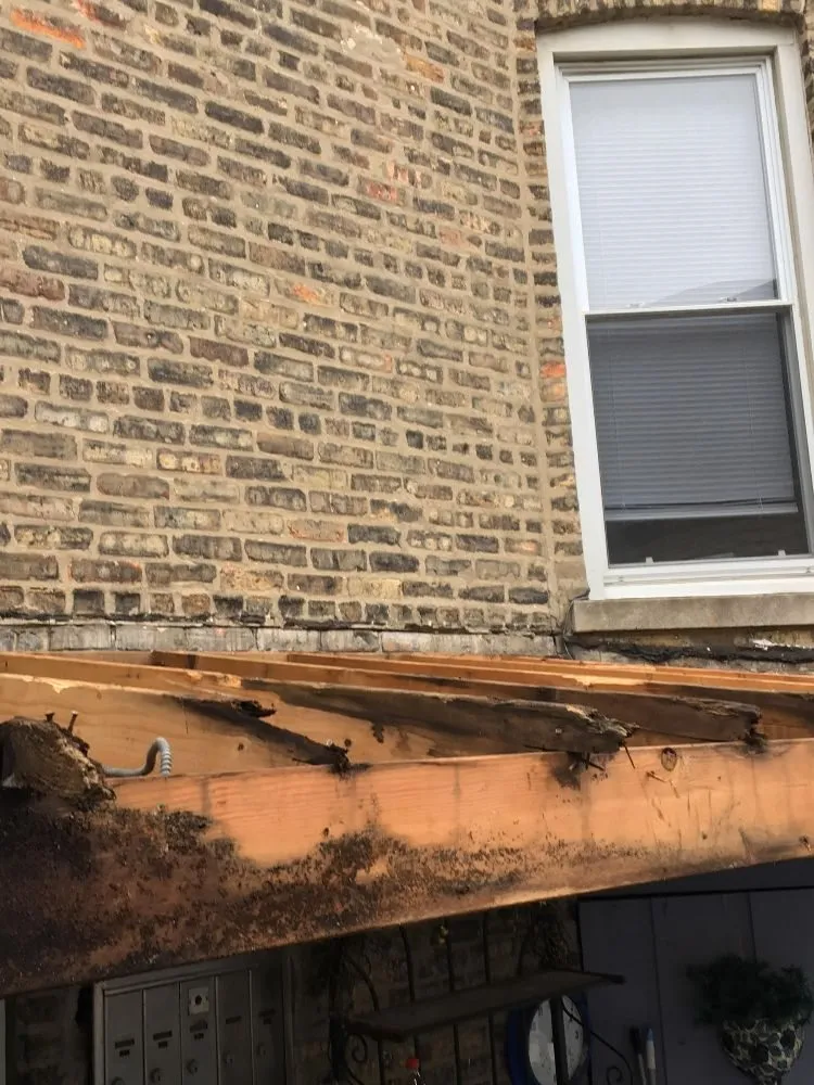 Slide of D&M Roofing & Tuckpointing