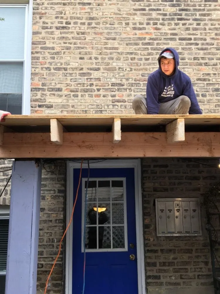 Slide of D&M Roofing & Tuckpointing