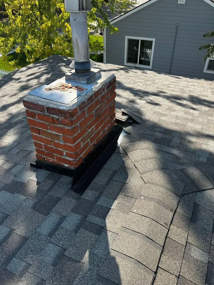 Slide of D&M Roofing