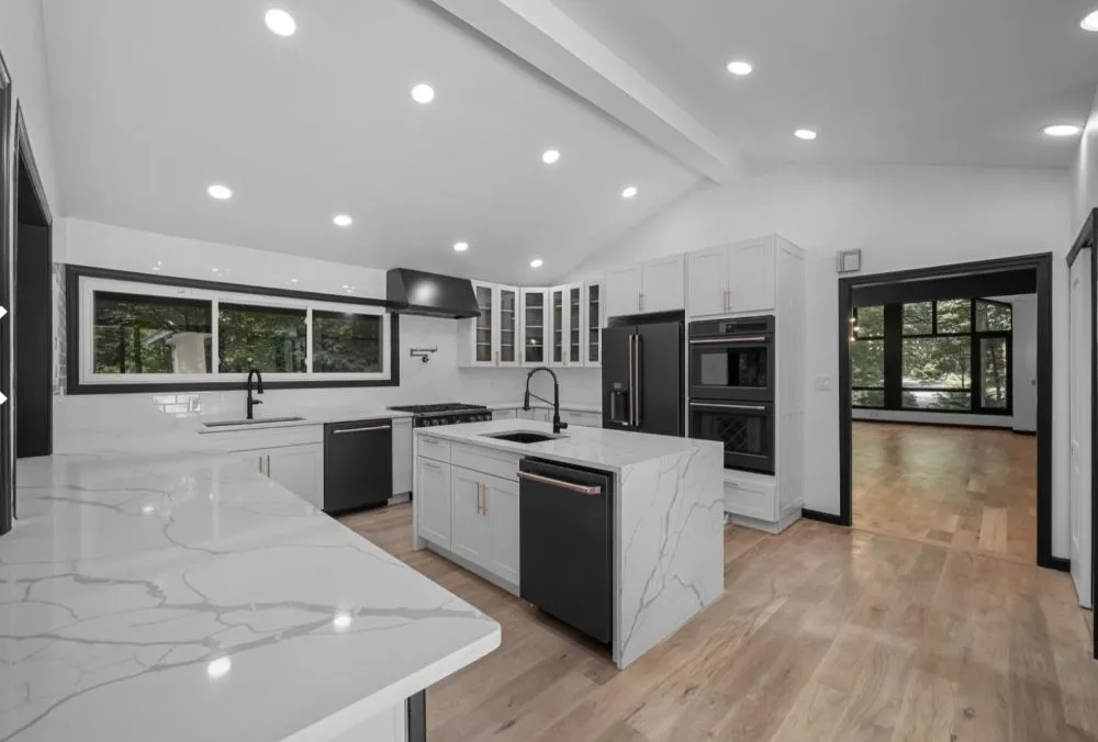 Slide of Dmack Home Improvement