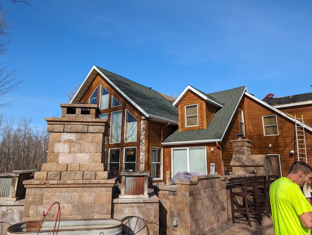 Reliable flat roof repair for fast service in Hankinson, ND by DME Exteriors