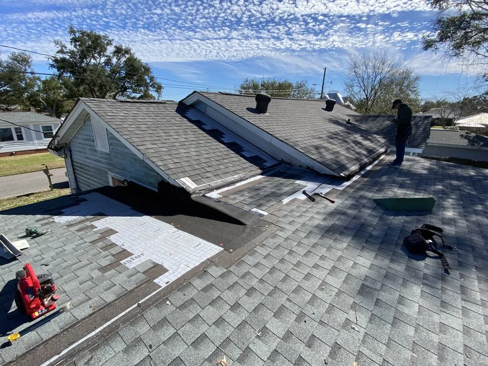 Top-rated residential roofing service with free inspection in D'Iberville, MS by D&N Home Improvement