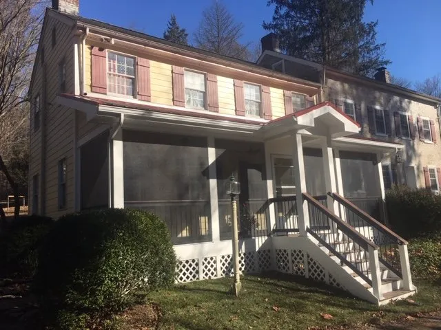 Slide of DNA Roofing and Siding