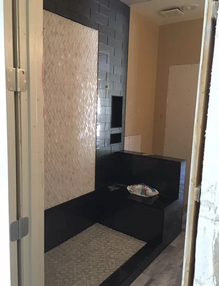 Slide of D&O Contractors