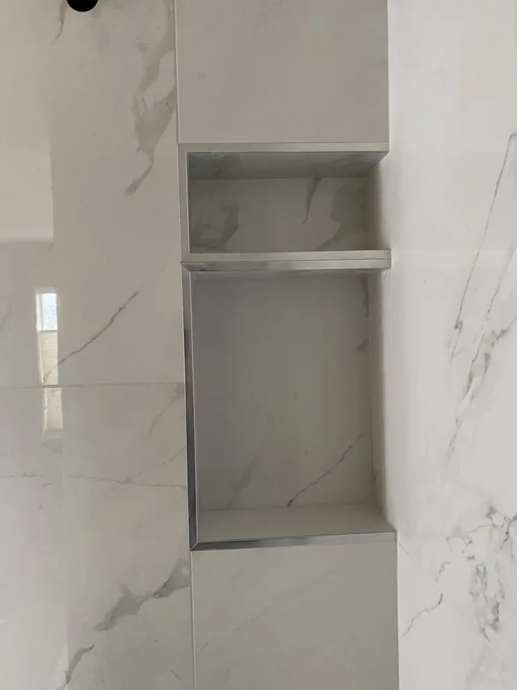 Slide of D&O Contractors