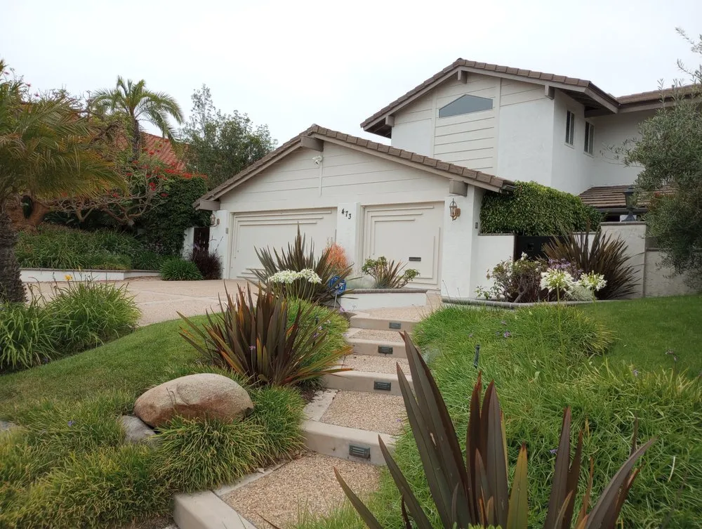 Slide of Do It Now Roofing