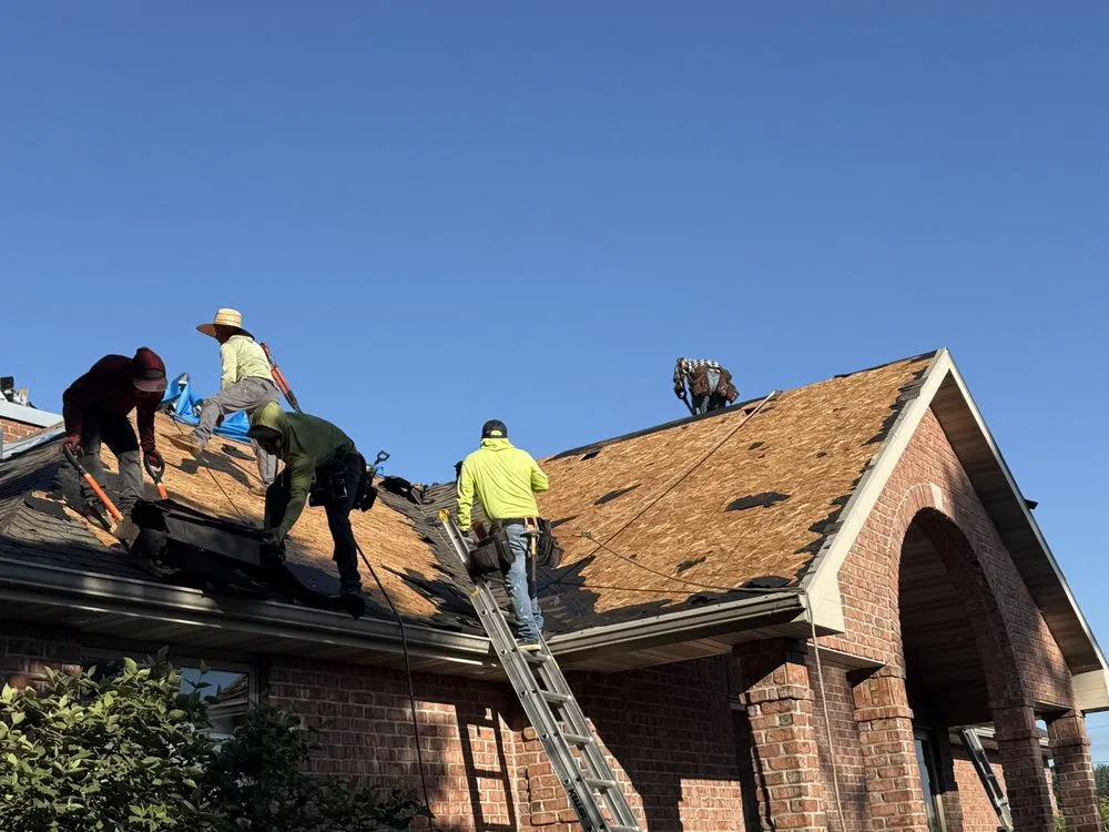 Trusted residential roofing service with free inspection in New Franken, WI by Do It Right