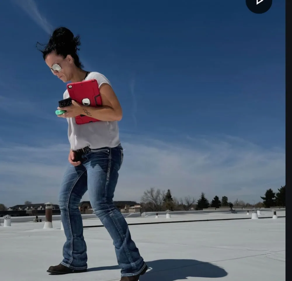 Slide of Do It Right Roofing and Contractors