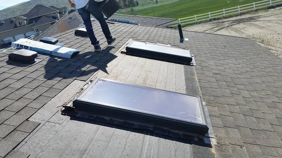 Slide of Do Right Roofing